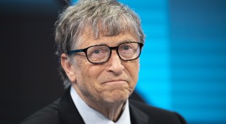 Основателят на корпорацията Microsoft Бил Гейтс се е ваксинирал срещу
