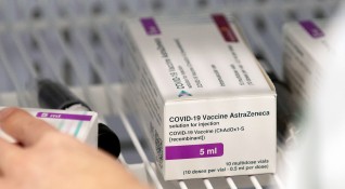 България очаква 261 997 дози от Оксфордската ваксина срещу COVID 19