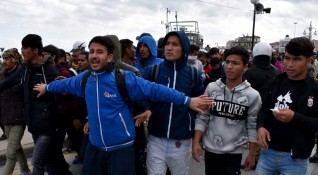 Седем нелегални мигранти от Сирия са задържани днес на ГКПП