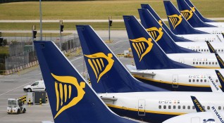Ryanair предупреди че може да отбележи годишна загуба от близо