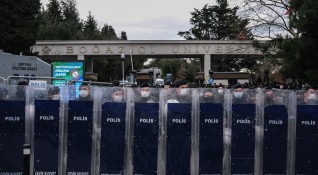 Турската полиция задържа 159 души по време на протест организиран
