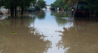 Наводнения в гръцката област Еврос бяха предизвикани след покачване на