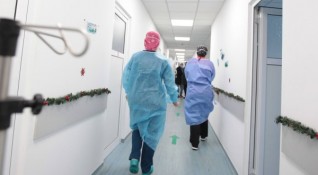Акушер гинеколозите на УМБАЛ Пловдив диагностицираха огромен тумор на 14 годишно момиче Образуванието