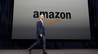 Джеф Безос който основа Амазон Amazon и го превърна в