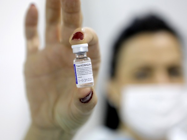 Руската ваксина "Спутник V" е показала 91,6% ефективност при симптоми