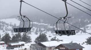 Ски лифтовете на Франция ще останат затворени поне още един