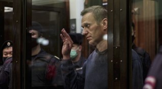 На фона на протести и арести снощи московски съд анулира