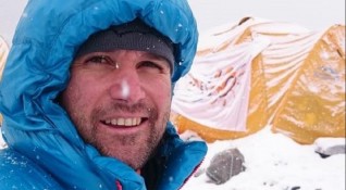 Алпинистът Атанас Скатов е загинал след падането в К2 Още