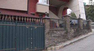 Барикада в хотел в София и осуетена проверка на Районната