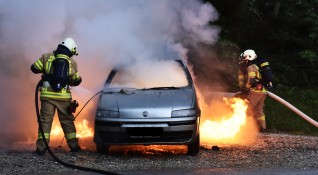 Лека кола се е запалила в движение близо до Благоевград