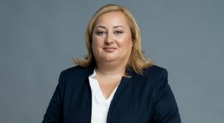 Десислава Йорданова която е дъщеря на червения депутат доц Георги