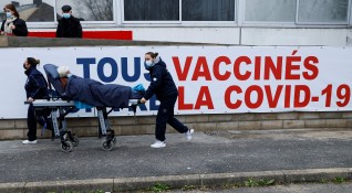 Парламентът на Франция одобри удължаване на здравното извънредно положение в