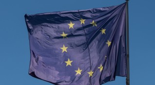 ЕС възнамерява да продължи да изпраща свои представители на делата