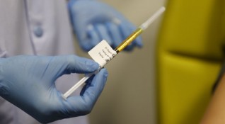 Европейската агенция по лекарствата започва оценка на ваксината срещу COVID 19