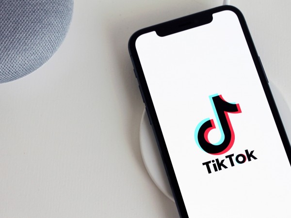 Приложението за споделяне на кратки видеа TikTok беше засипано от