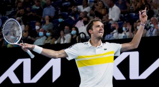 Даниил Медведев се класира за финала на Australian Open след
