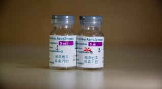 57 600 дози от ваксината срещу COVID 19 на АстраЗенека пристигнаха