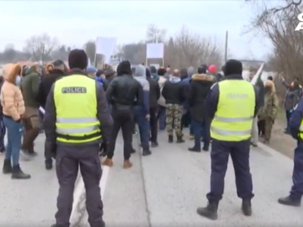 Жители на великотърновското село Драганово излязоха на протест и блокираха