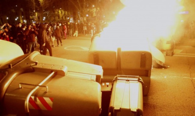 Поредна нощ на протести и размирици в Испания 