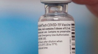 Израел обяви план според който ваксинираните срещу КОВИД 19 ще имат
