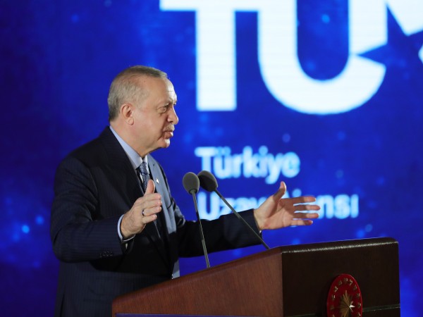 Турският президент Реджеп Ердоган обвини Гърция, че връща пристигащи по