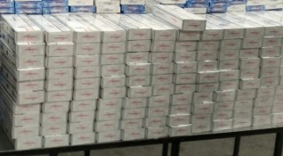 Митничари задържаха 122 400 къса 6120 кутии цигари на ГКПП
