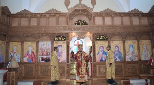 Всеки православен християнин клирик или мирянин е дарен от Бога