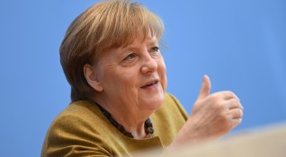 Германският канцлер Ангела Меркел заяви че засега не подкрепя да