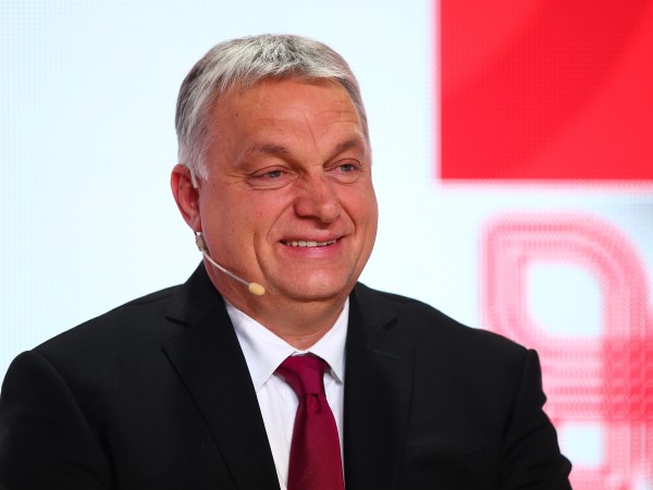 Унгарският премиер Виктор Орбан беше инжектиран с ваксината срещу КОВИД-19,