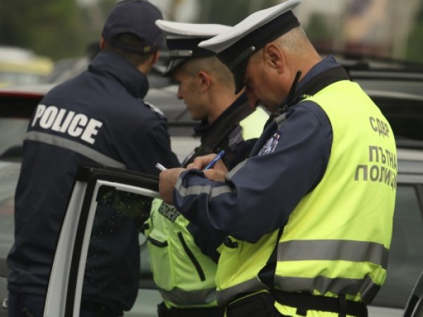 Акцията на Пътна полиция срещу шофьорите, употребили алкохол и наркотични