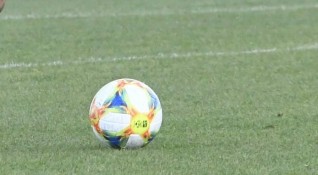 Локомотив Пловдив продължава защитата на трофея си в турнира за