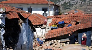 Продължават вторичните трусове в Гърция след вчерашното земетресение с магнитуд