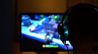 Педофили търсят деца в пет хитови компютърни игри които се