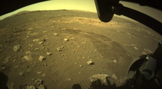 Роувърът Пърсивиърънс Постоянство направи първите си стъпки на Марс Апаратът