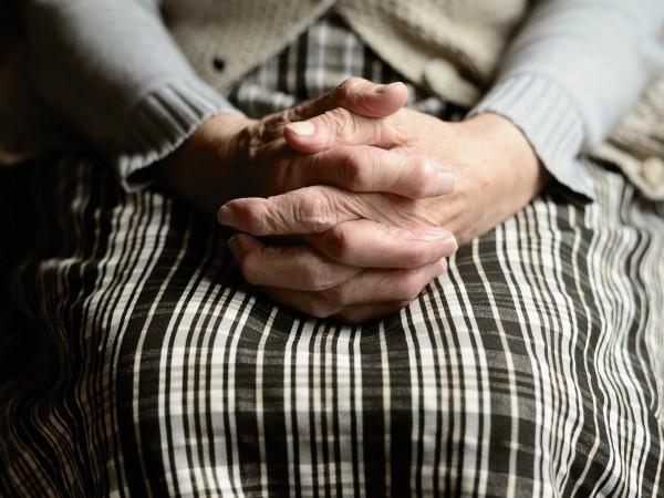 77-годишна самотно живееща жена от Виноград, община Стражица, вчера е