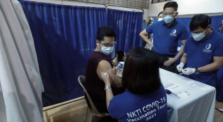 Китай ще достави безвъзмездно ваксини срещу коронавирус в 69 държави