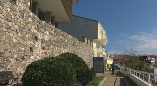 Бургаският районен съд издаде заповед за събаряне на част от