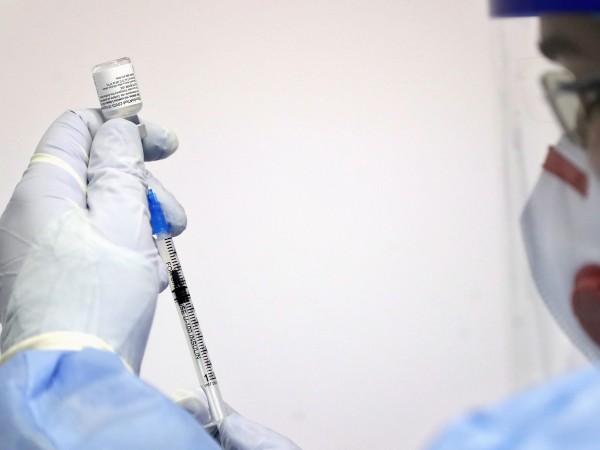 Фармацевтични компании са изнесли от 1 февруари 34 милиона ваксинни