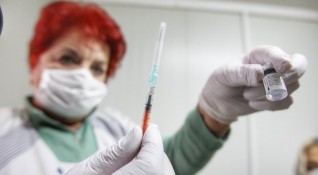 Недъзите и хаосът в получаването на ваксините от личните лекари