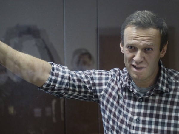 Алексей Навални бе преместен отново на неизвестно място, съобщи адвокатът