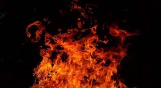 63 годишна жена е пострадала при пожар в дома си в