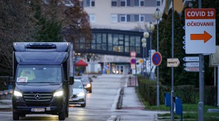 Извънредното положение в Словакия заради коронавируса бе удължено предаде ДПА