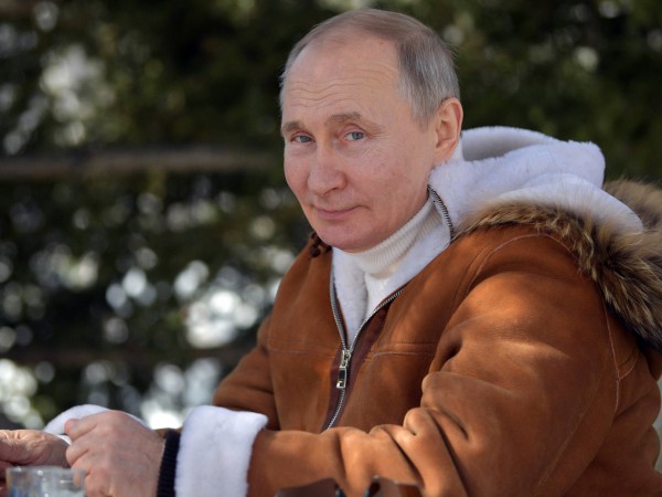 Руският президент Владимир Путин заяви, че възнамерява утре да се