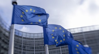 Китай санкционира десетима представители на Европейския съюз и четири европейски