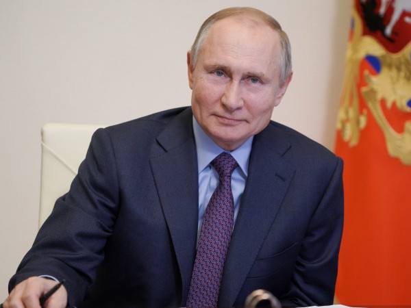 Руският президент Владимир Путин се ваксинира тази вечер срещу КОВИД-19,