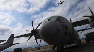 Военен самолет Спартан извърши днес полет от София до Задар