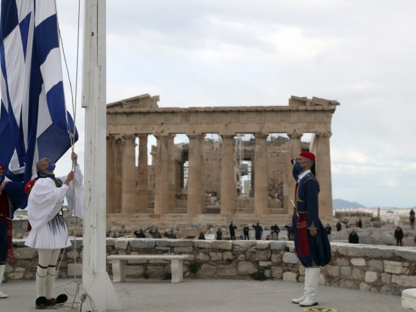 Гърция чества днес националния си празник – навършват се 200