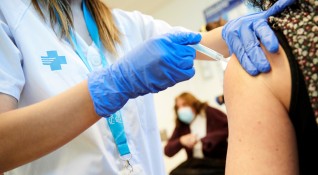 Швеция ще поднови използването на ваксината срещу COVID 19 на АстраЗенека