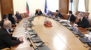 Министър председателят Бойко Борисов и членовете на Министерския съвет проведоха извънредно