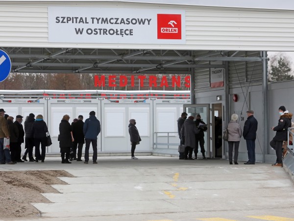 Полша регистрира днес рекорден брой нови случаи на коронавирус за
